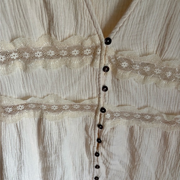 Bohemian Cream Listicle Button-up midi dress with Lace details in size medium - Picture 2 of 10